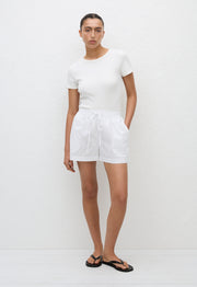 Relaxed Short - White - Matteau